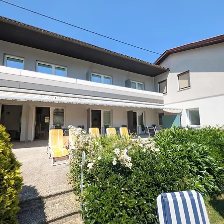 6 - Sonniges Mit Grossem Balkon, Parkplatz & Seezugang Sielach